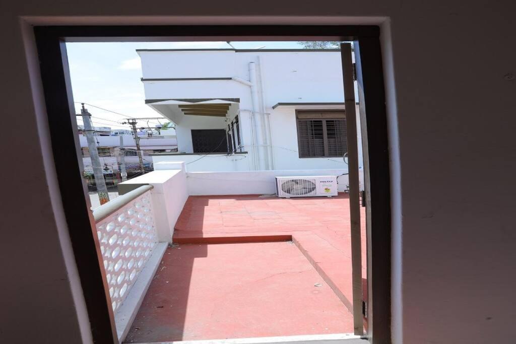 Heritage Home With 3 Bed/3 Bath With Kitchen In A Residential Neighborhood. Madurai Esterno foto