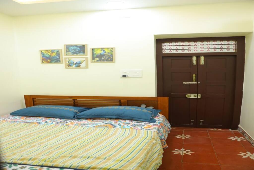Heritage Home With 3 Bed/3 Bath With Kitchen In A Residential Neighborhood. Madurai Esterno foto