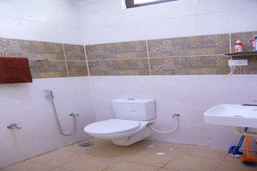 Heritage Home With 3 Bed/3 Bath With Kitchen In A Residential Neighborhood. Madurai Esterno foto