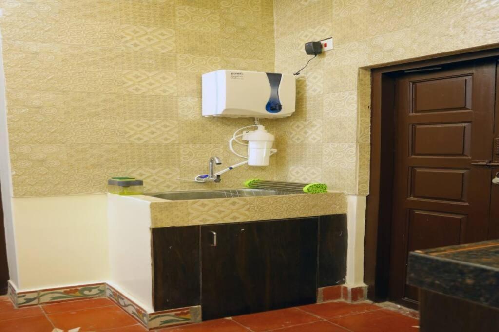 Heritage Home With 3 Bed/3 Bath With Kitchen In A Residential Neighborhood. Madurai Esterno foto