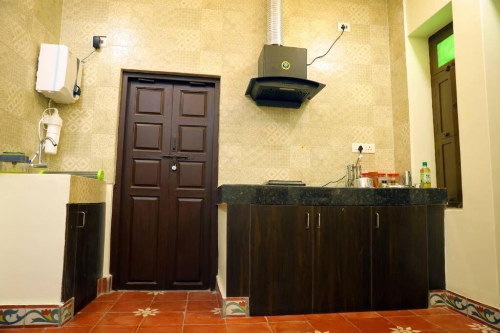 Heritage Home With 3 Bed/3 Bath With Kitchen In A Residential Neighborhood. Madurai Esterno foto